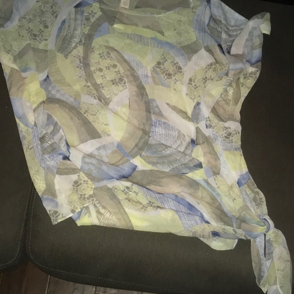 Chico’s top - Picture 3 of 4
